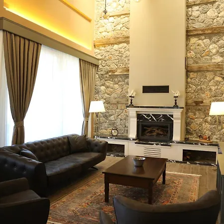 Gueney Villa *